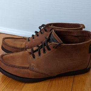 Eastland Women's Leather Chukka Boots size 9